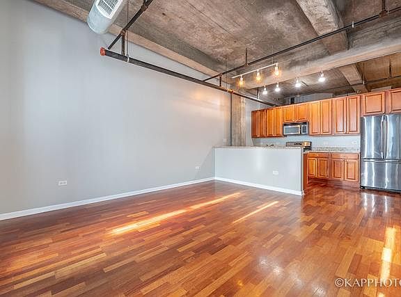 3rd image of 1550 S Blue Island Ave #1102A