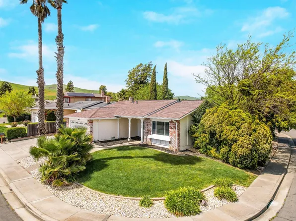 5002 Greenwood Court, Fairfield, CA 94534