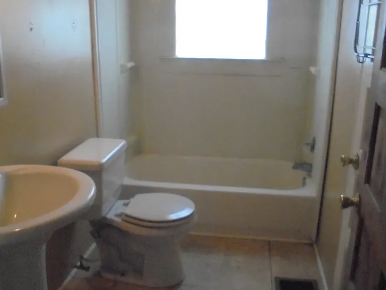 928 English Ave #1 — Photo 7