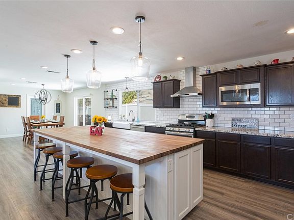 3rd image of 30522 Byers St