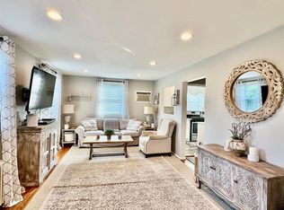 260-08 74th Ave FLOOR 2, Glen Oaks, NY 11004