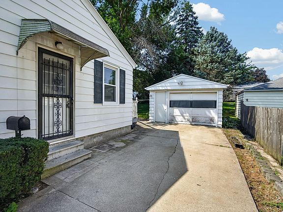 4th image of 1444 63rd St