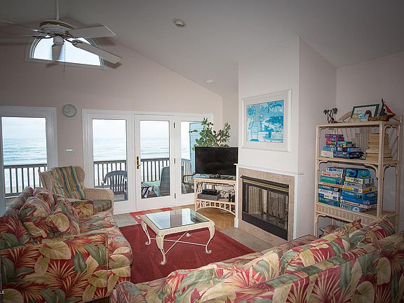 5th image of 101 Janell Lane #E