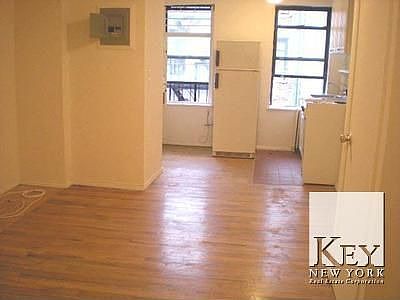 2nd image of 311 E 10th St