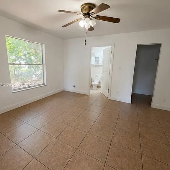 5202 NE 14th Ter — Photo 9