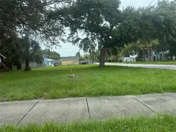 801 21st Ave S #13, Saint Petersburg, FL 33705