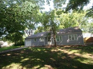 3226 W 81st Ter, Leawood, KS 66206