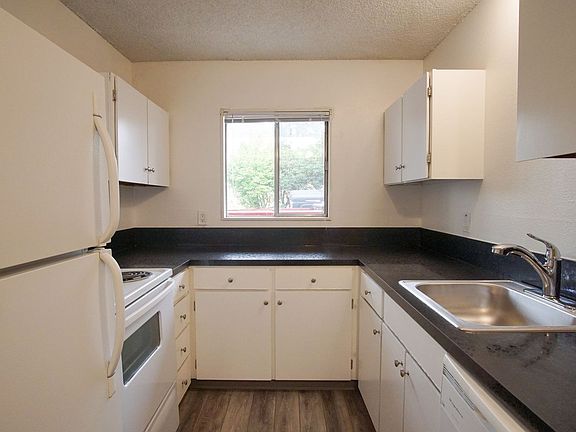 5th image of 1245 SW Grover St APT 302