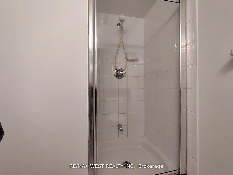 1 Elm Dr W #1301 — Photo 3
