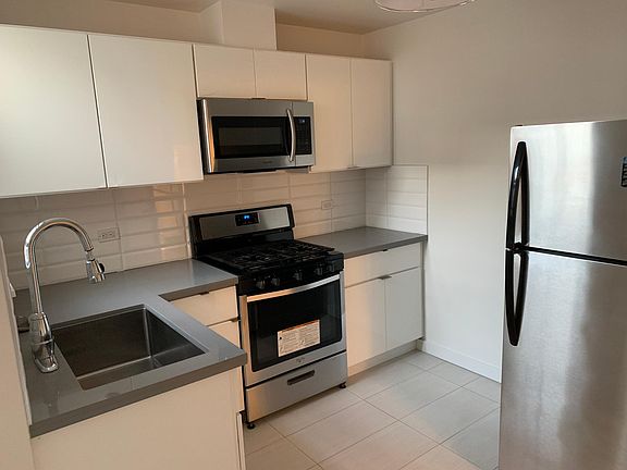 4th image of 1322 17th Ave #4