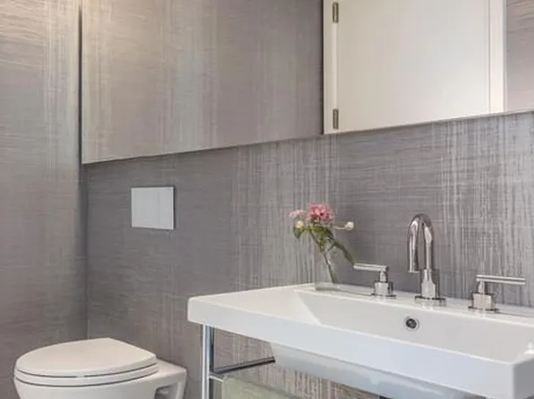 200 East 59th Street image 10 of 15