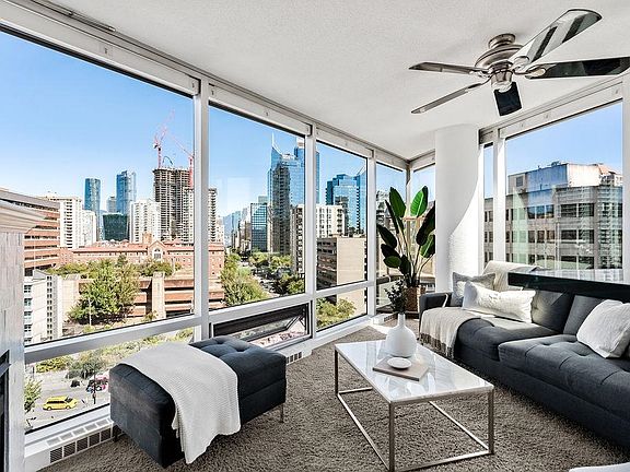 4th image of 1003 Burnaby St #1202