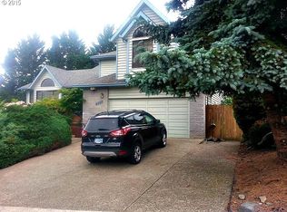 2395 NW Esquire Dr, Roseburg, OR 97471