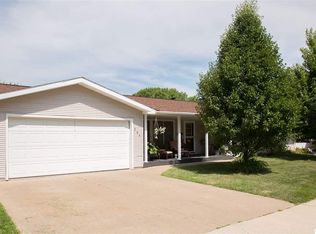 285 Princeton Pl, Dubuque, IA 52001