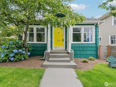 2726 34th Avenue S, Seattle, WA, 98144