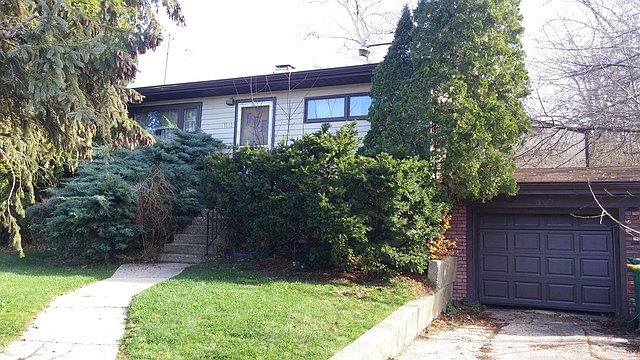 2nd image of 1113 Hillwood Cir