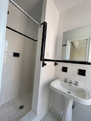 Rented by JMG Properties | media 38