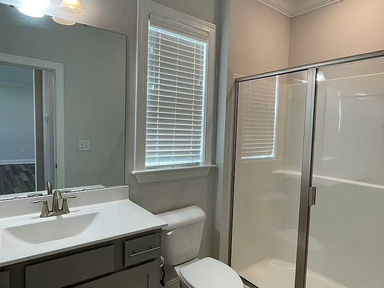 813 Matterhorn Dr — Photo 11