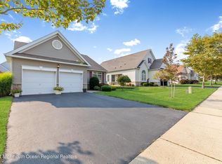 11 Redwood Dr, Ocean, NJ 07712