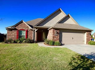 5717 Thomas Rd, Fort Smith, AR 72916