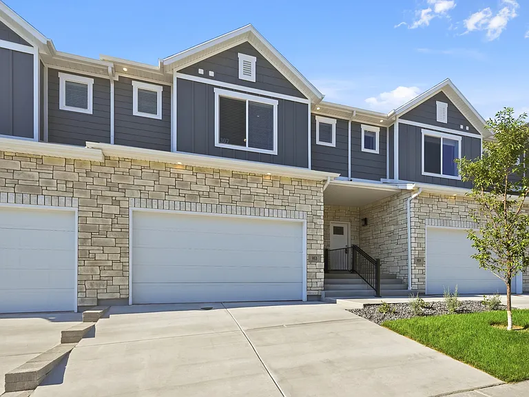 953 W Mountain Hollow Way — Photo 1
