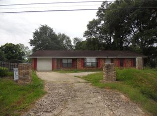 426 Saint Augustine Ave, McComb, MS 39648