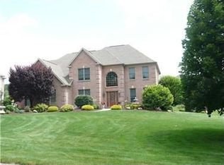 204 Canterwood Dr, Venetia, PA 15367