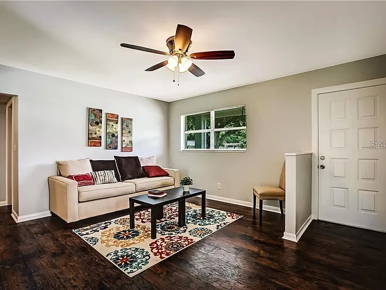 4106 W Oklahoma Ave — Photo 2