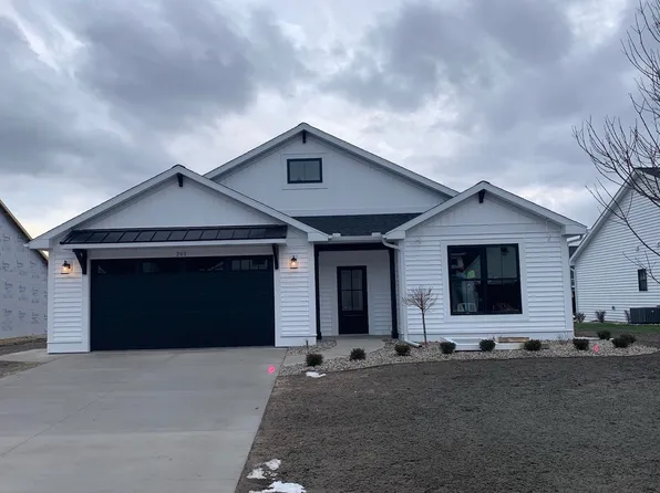 201 Brass Leaf Ct #3, Midland, MI 48642