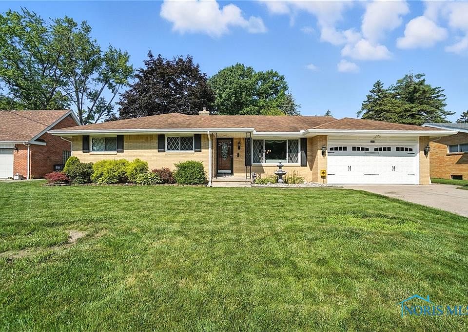 1st image of 5941 Holly Glenn Dr