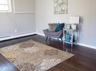 93 Smith St, Howell, NJ 07731