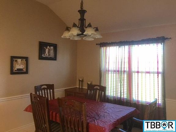 3rd image of 2405 Gail Dr