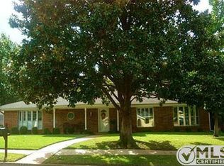 1718 Park Hill Dr, Arlington, TX 76012