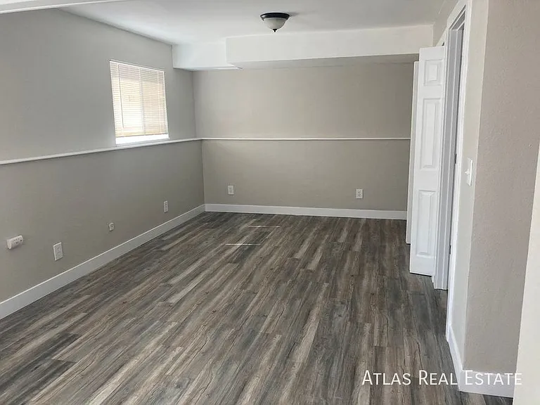 209 21st Avenue Ct — Photo 8