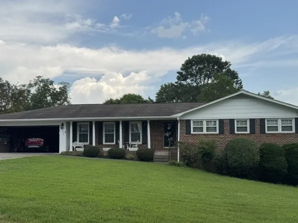 3940 Bow St NE, Cleveland, TN 37312