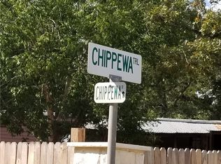 115 Chippewa Trl, Smithville, TX 78957