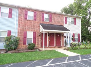 631 Brunnerville Rd, Lititz, PA 17543