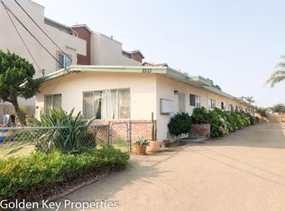 2733 Madison St #E, Carlsbad, CA 92008