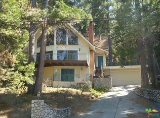 136 N Fairway Dr, Lake Arrowhead, CA 92352