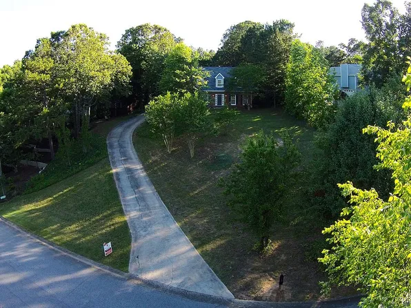 162 Springwater Trl, Woodstock, GA 30188