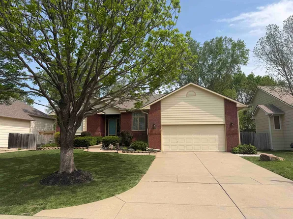 232 N Prescott Cir, Wichita, KS 67212