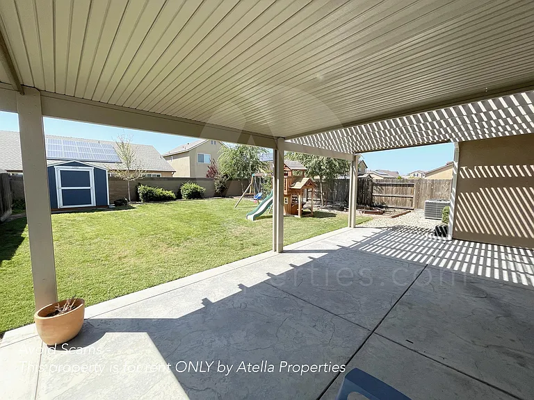 619 Portola St — Photo 14