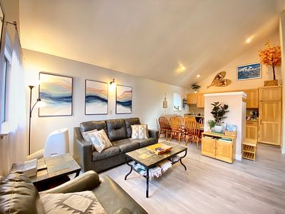 (Undisclosed Address), Sunriver, OR, 97707