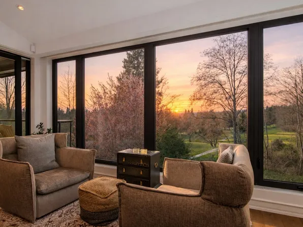 2236 Yewbrook Pl, Vancouver, BC V6P 6K4