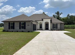 305 Stack Dr, Thibodaux, LA 70301