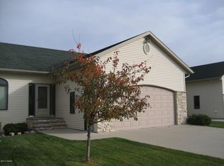 1523 Sundance Sq S, Fargo, ND 58104