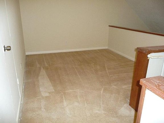 4th image of 7831 Niagara Ave #7831