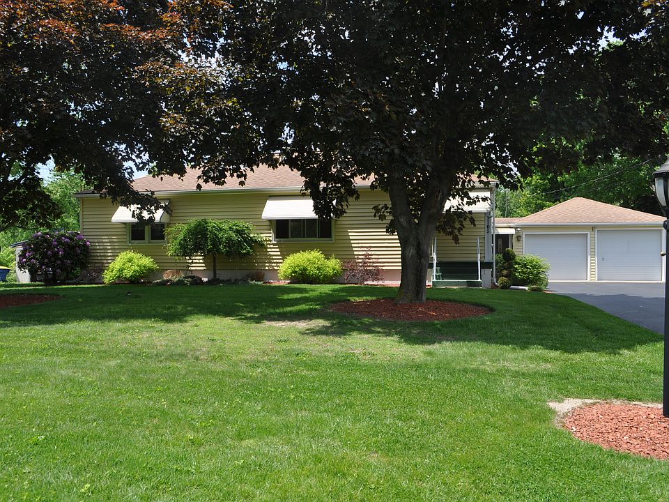 1st image of 1105 Willowbrook Rd