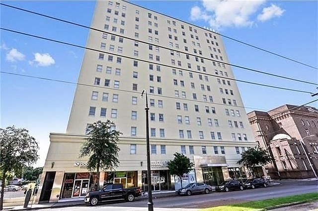 1st image of 1205 Saint Charles Ave APT 1310