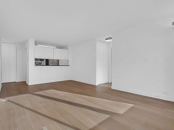 4th image of 445 5th Ave #24F